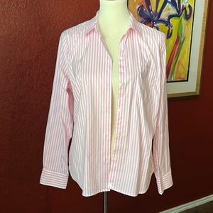 Untuckit long sleeve blouse size 10